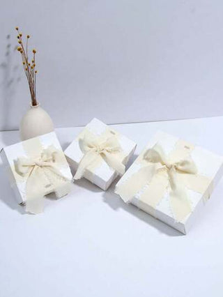 1 لفة من شريط الشيفون البيج الأبيض ذو الحواف المزررة، 4*500 سم شريط لتغليف الهدايا بلون أحادي، ديكور أعراس الحواف الزهرية ، لوازم الحرف اليدوية ، ديكور كروت الدعوة الزفاف، شريط لتغليف هدايا عيد الميلاد، ديكور وعقد نمط INS