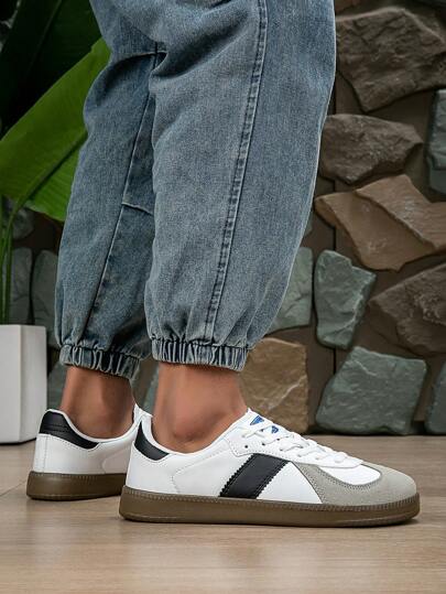 أحذية رياضية كاجوال بملمس ناعم وسهلة الإغلاق من خلال الرباط وذات أصابع مستديرة للرجال بطراز عتيق