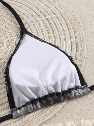 Swim Basics بيكيني مكون من 3 قطع ضيق مزخرف بتصميم متموج ومخطط، مشدود الخصر وجذاب للنساء، مناسب للسباحة والأجازات
