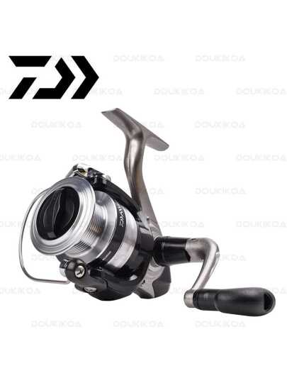 DAIWA بكرة صيد معدنية خفيفة الوزن، ذات جلبة مائلة، لصيد المسافات البعيدة