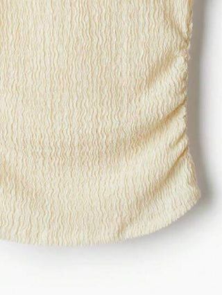 توب/سامبل نسائي بأكمام منفوخة وياقة منحرفة الكتف بقماش مزخرف