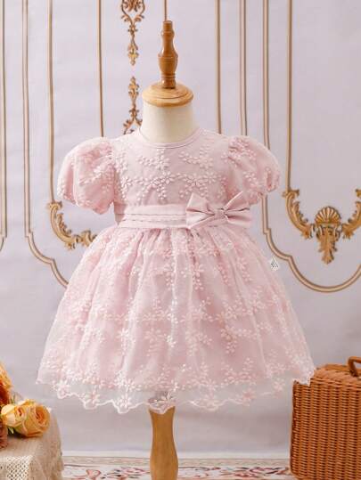 فساتين بيبي فستان الأميرة للفتيات الصغيرات بأكمام متفشية باللون الوردي الفاتح، مزين بطبعات الزهور والدانتيل والكشكشة لفصل الربيع/الصيف