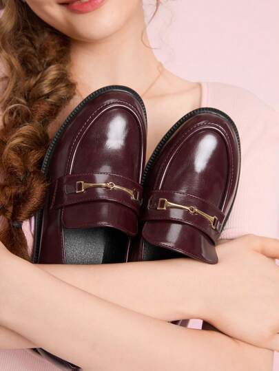 أحذية أوكسفورد حريمي CUCCOO DOLLMOD أحذية نسائية بنصف كعب بنية اللون بتصميم مدبب، أحذية "ماري جاين" ذات طراز بروغ الكلاسيكي، طراز كلاسيكي أنيق للكلية