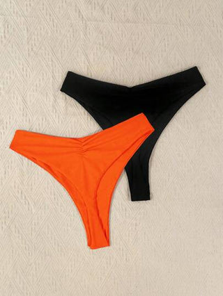 SHEIN Swim Curve قطعتين من ملابس السباحة ذات اللون الأحادي للنساء، بمقاسات كبيرة