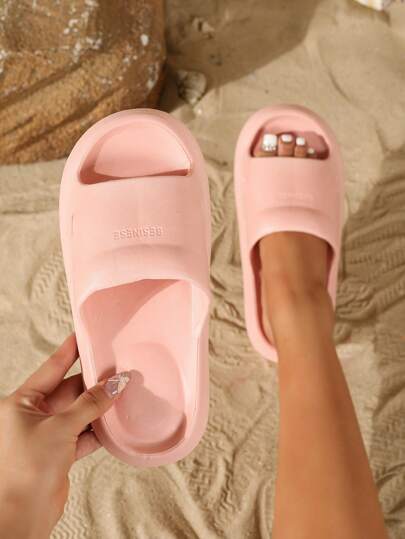 شبشب مريح للصيف للاستخدام على الشاطئ والمسبح، مقاوم للانزلاق وخفيف الوزن، صندل أنيق للاستخدام المنزلي