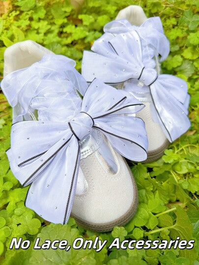 زخرفة حذاء على شكل عقدة بيضاء كبيرة 2 قطعة، إكسسوارات قابلة للفك للأحذية المسطحة والأحذية الرياضية