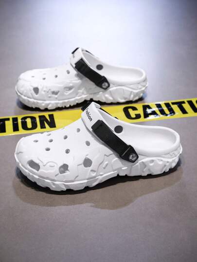 أحذية منفذة للهواء بطبعات مائية، قطع غير متماثلة وفتحات، أحذية قاعدة لينة مقاومة للانزلاق ومنفذة للهواء، أحذية حدائق مقاومة للاهتراء، صندل خارجي لزوجين بطبعات كتابات، أحذية عشوائية بفتحات