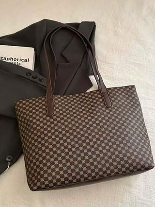 حقيبة كتف كبيرة السعة مطبوع عليها حرف، طراز جديد لفصل الخريف والشتاء، سحاب للفتح، خفيفة الوزن ذات تصميم بسيط، علاقة معدنية، مناسبة للحياة اليومية للنساء، للتنقل واستخدام العمل والطالبات