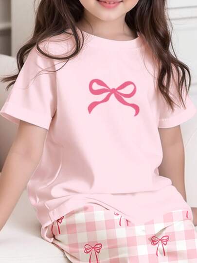 SHEIN طقم بيجامة للفتيات الصغيرات مكون من تي شيرت كاجوال واسع الرقبة مع بوصلة مربعة الأكمام القصيرة، وبنطال واسع الساق، مناسب للصيف
