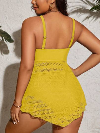 SHEIN Swim Curve فستان سباحة تانكيني بحمالات طراز عصري لون واحد قياسات كبيرة للسيدات