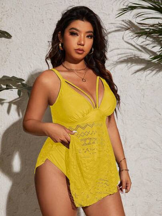 SHEIN Swim Curve فستان سباحة تانكيني بحمالات طراز عصري لون واحد قياسات كبيرة للسيدات