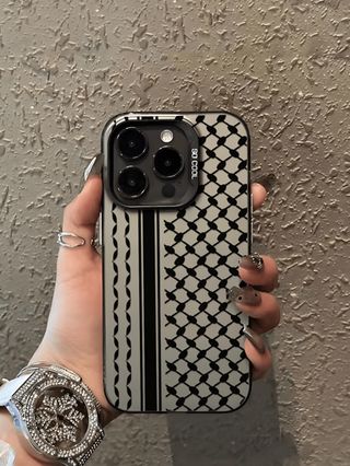 غطاء هاتف على شكل وشاح رأس للصدامات، متوافق مع هواتف آيفون 16 15 14 13 12 11 برو ماكس X XR XSMax 8 12 بلس، غطاء خلفي مات مقاوم للسقوط، يتناسب أيضًا مع هواتف Galaxy A03 و A05 و A05S و A12 و A14 و A15 و A32 4G/5G و A35 و A52/A52s 5G