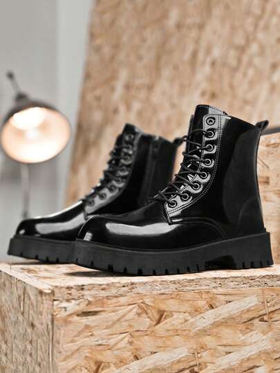 بوت جلدية فاخرة للرجال عصرية دافئة وكاجوال ذات رقبة عالية مبطنة بالأغشية الحرارية ذات لون أسود لامع موضة شتاء/خريف 2024