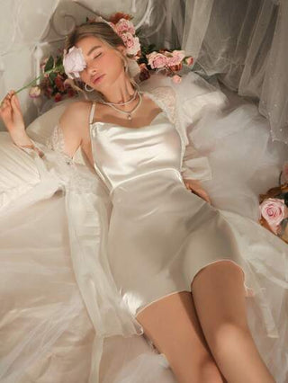 DelicateAllure مجموعة بيجامات للنساء بتصميم روماني فرنسي من الدانتيل والشبك والساتان مفرّغ الأجزاء،جذّاب وجريء