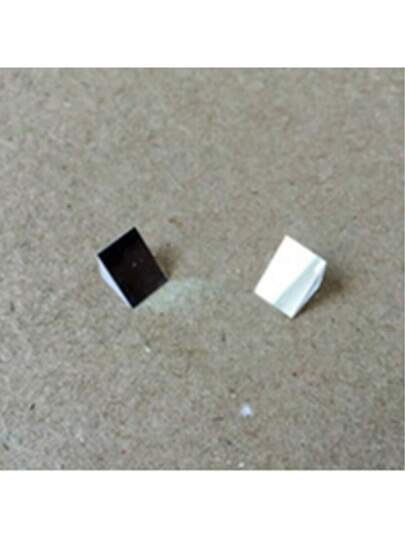 منشور زجاجي بصري K9 مطلي باللون الأسود، منشور انعكاس زاوي ، منشور متساوي الأضلاع زاوي القائمة