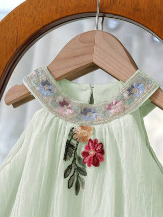 فساتين بيبي Vintaside Kids فستان بناتي دون أكمام مطرز، بطراز حلو برسومات أزهار دقيقة، مناسب لاحتفالات العطلات والتجمعات العائلية، لخلق إطلالة أميرة صغيرة أنيقة