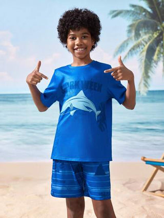 مايوه أولادي Shark Week X طقم قميص كاجوال مع شورت قصير الأكمام برقبة دائرية ذو طبعة سمكة قرش، ملابس صيفية للأطفال الصغار