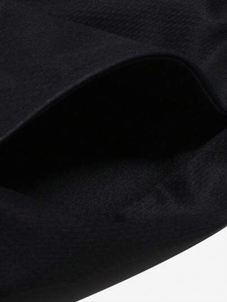 ROMWE MEN Batman X ROMWE شورت رجالي صيفي كاجوال مطبوع برسم الخفافيش والحروف مع خصر رباط سحاب