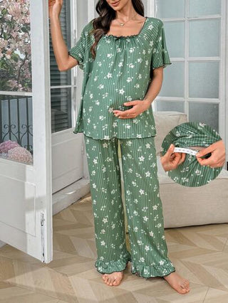 Shein Underwear&Sleepwear Maternity بيجامة حمل كاجوال من الاربعة قطع متشعرة المنسوجة بياقة مربعة مزخرفة بالزهور