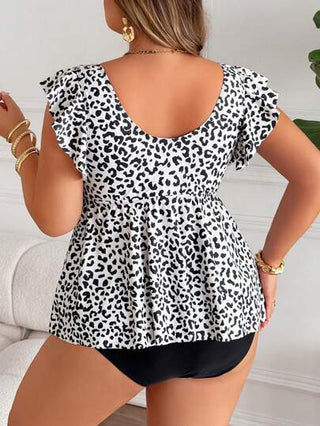 SHEIN CURVE+ مجموعة ملابس سباحة نسائية 2 قطعة ذات طبعة نمر، بلوزة سباحة موديسة منفوشة الحواف مع جزء سفلي أحادي اللون، مخصصة للمقاسات الكبيرة