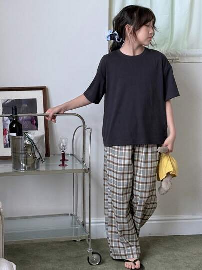 بيجاما DAZY بنطلون طويل مربع المطبوعات + قميص نصف كم كريو نيك محبوك باللون الصلب للفتيات الكبار، مجموعة للربيع/الصيف