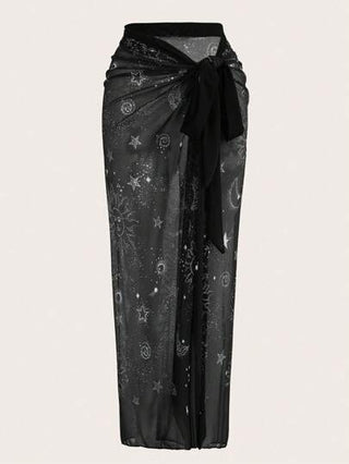 Swim Oasis بدلة سباحة قطعة واحدة ذات حمالات رفيعة باللون الأسود مع تنورة مطبوعة بنمط شامل ، طقم بدلة سباحة مكون من قطعتين لقياسات كبيرة