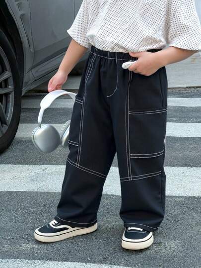 SHEIN بناطيل حمولة غير رسمية فضفاضة باللون الأسود مريحة وعصرية مناسبة للأطفال الذكور والإناث، مزودة بجيوب كبيرة، مناسبة للاستخدام داخل المنزل وخارجه، والارتداء اليومي، والرياضة، واللعب، والحفلات، والتصوير، والإجازات، في فصلي الربيع والصيف