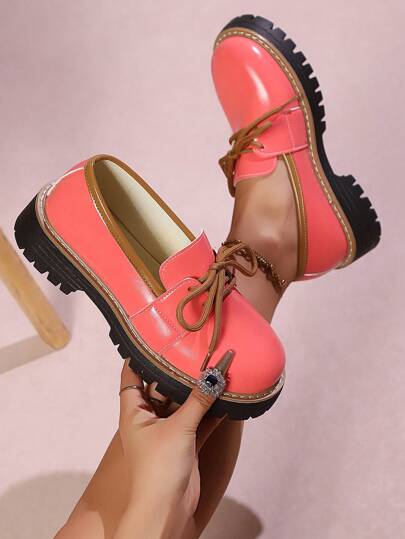 أحذية أوكسفورد حريمي أحذية كاجوال صبوع نسائية من النمط الريترو، بطراز أوكسفورد ذو رباطات، سهلة الارتداء، خفيفة الوزن، سميكة الأسفل، مريحة