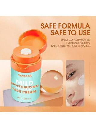 venrock كريم وجه من نوع الضغط سعة 50 مل. يوفر تغذية عميقة، يرطب ويحافظ على الرطوبة، يخفف من جفاف البشرة، وهو لطيف وغير دهني وغير مُهيج.