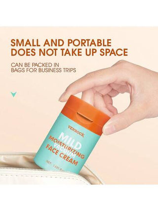 venrock كريم وجه من نوع الضغط سعة 50 مل. يوفر تغذية عميقة، يرطب ويحافظ على الرطوبة، يخفف من جفاف البشرة، وهو لطيف وغير دهني وغير مُهيج.