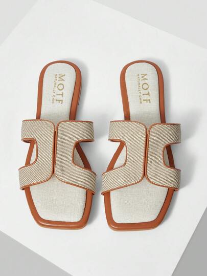 MOTF PREMIUM نساء صنادل شبشب مسطحة بتصميم بسيط وضيق مع تباين في الربط والفتحات المربعة المفتوحة، مناسبة للصيف وأعياد والعام الجديد وعيد الحب