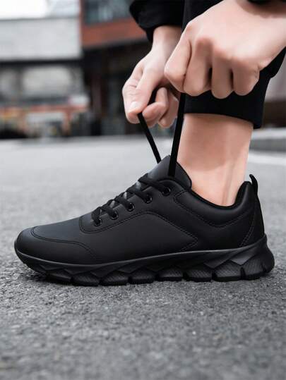 DaoLxi أحذية رجالية حذاء رياضي أحذية كاجوال أحذية صالة الألعاب الرياضية التنس أحذية رياضية أنيقة خفيفة الوزن من البولي يوريثان أحذية تمارين رياضية مريحة للقدم حذاء أسود
