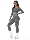 SHEIN Sport Studio مجموعة رياضية للنساء كاملة غير منسوجة شديدة المطاطية بطبعة نمر