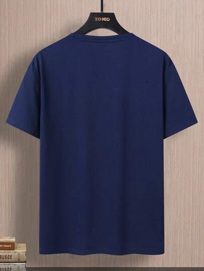 Manfinity Homme تي شيرت تي شيرت رجالي كاجوال ذو أكمام قصيرة بطبعة جبلية، صيفي