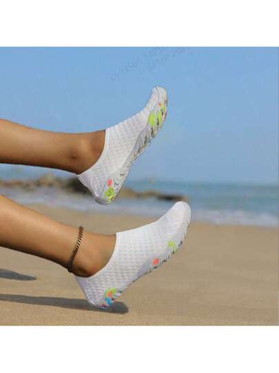 أحذية نسائية جديدة سريعة الجفاف، أحذية مائية، أحذية حافية القدم، أحذية شاطئ قابلة للانزلاق وناعمة، أحذية رياضات مائية خفيفة الوزن ومريحة، مناسبة للمسبح والشاطئ والتزحلق على الماء والمشي واليوغا والسباحة