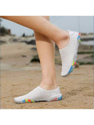 أحذية نسائية جديدة سريعة الجفاف، أحذية مائية، أحذية حافية القدم، أحذية شاطئ قابلة للانزلاق وناعمة، أحذية رياضات مائية خفيفة الوزن ومريحة، مناسبة للمسبح والشاطئ والتزحلق على الماء والمشي واليوغا والسباحة