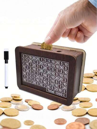 أثاث مكتبي صندوق توفير خشبي على شكل صراف آلي ، بنك ، صندوق تحدي توفير النقود، صندوق أموال خشبي، صندوق توفير للنقود للكبار، صندوق نقود كهدية مع أرقام مستهدفة (ألوان عشوائية)، لوازم مدرسية، عودة إلى المدرسة