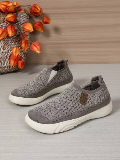 أحذية نسائية محبوكة بسيطة وكاجوال، ذات وسادة هوائية رغوية في القاعدة، ملمس متموج، خفيفة الوزن ومريحة، قاعدة ناعمة مانعة للانزلاق، مصنوعة من قماش تنفسي عالي الجودة