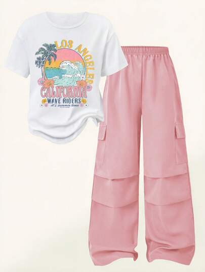 تيشيرتات بناتي مجموعة من قطعتين بنطلون وبلوزة لفتيات المراهقات، متميز بأسلوب الحرم الجامعي العصري، تصميم بطبعات هندسية بسيطة، ذو أكمام قصيرة منسدلة بأسلوب عصري