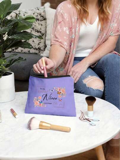 هدية العمة لابنة أختها - حقيبة مكياج مزينة بالأزهار والفراشات مع رسالة "إلى ابنتي الجميلة"، منظم للمستحضرات السفرية عالي الجودة، كيس مزين بسحاب للهدايا في المناسبات كالتخرج والعيد والميلاد من العمة، تصميم زخرفي نصي | حقيبة مستحضرات