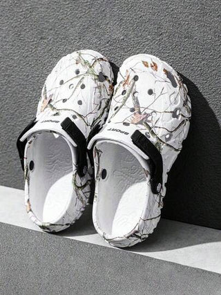 زوج من الكلوغ الخفيف الوزن والمريح للرجال، أحذية حدائق مفرغة مضادة للانزلاق، صنادل صيفية شبكية للرجال للاستخدام اليومي بالخارج، شباشب شاطئ بحراشف مانعة للانزلاق وسميكة (أشكال علوية عشوائية)