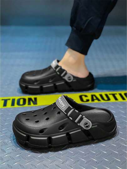 صنادل رجالية مثقبة قابلة للتنفس، صيفية جديدة للخارج مضادة للانزلاق ذات نعل سميك وأصابع مغلقة، أحذية شاطئ