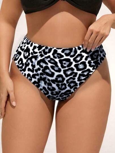 SHEIN Swim Curve بيكيني قاعدي مطبوع بنمط النمر بقياس كبير، صيفي للارتداء في الشاطئ والعطلات