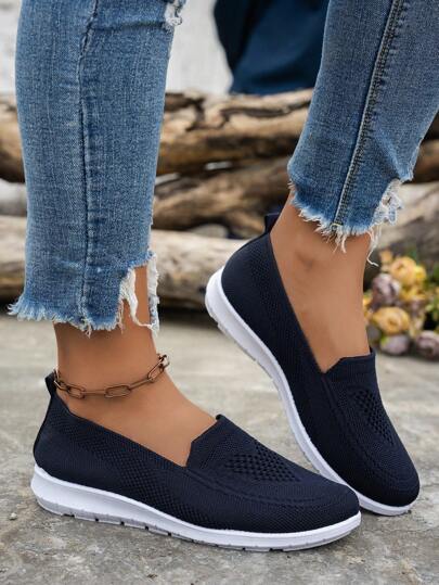 أحذية رياضية كاجوال نسائية سهلة الارتداء بتصميم مسامي ذو ألوان متنوعة موضة ٢٠٢٥