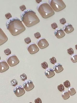 24 قطعة أظافر كاذبة للأصابع (أظافر الأرجل)، أظافر فرنسية، نود تو، أظافر مزينة بأحجار الراين متغيرة اللون، لوحة نصف جاهزة لتطبيق الأظافر ، أظافر كاذبة لامعة ذات تغطية كاملة للاستخدام اليومي، قابلة لإعادة الاستخدام للسيدات، سهلة الارتداء والإزالة، مع...