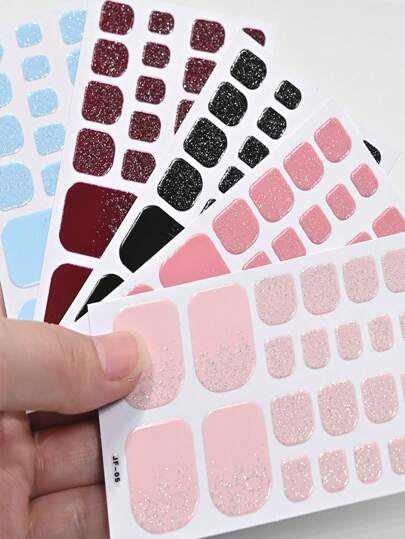 110 قطعة ملصقات مسامير الأصابع كاملة التغليف بالبريق، 5 صفحات، ربيع وصيف معدنية باللون الرمادي الفاتح، أشرطة طلاء أظافر أصابع القدمين اللاصقة، براقة مع بريق، نعل فخم، ديكورات أظافر لاصقة للسيدات والفتيات للاستخدام اليومي DIY