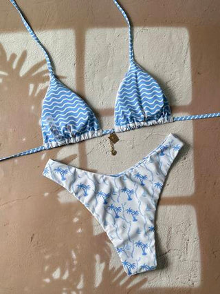 Swim Mod مجموعة بيكيني مكونة من 2 قطعة ذات طبعة شجرة النخيل الذهبية عشوائية على شكل ملابس علوية ثلاثي الحزام وسفلي عالي القطع، مثير للاستخدام في أيام العطلة الصيفية