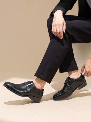 Mioeert أحذية رجالية عصرية للارتداء البيزنس ، مزينة بتصميم حرفي ، مناسبة للتنقل والحفلات والمكتب والمنزل