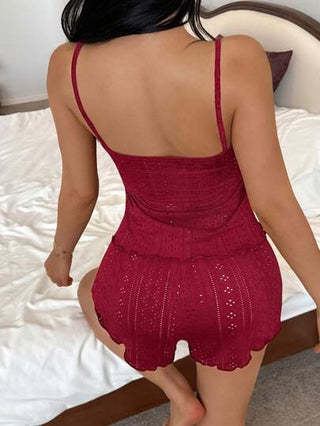 SHEIN مجموعة بيجامة من بلوزة كامسول محبوكة بالنسيج المُبرَم ذات فتحات مفرّغة وشورت بلون الأحمر
