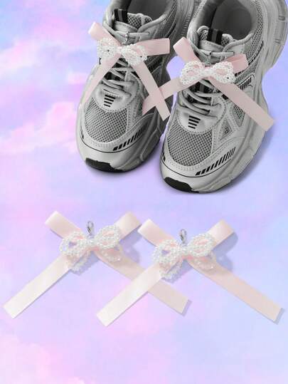 ROMWE Kawaii 2 قطعة إكسسوار صغير مصنوع يدويًا بالخرز الأبيض والتصميم المشابه للبلورات على شكل فيونكة لتزيين الأحذية، مجموعة إكسسوارات أنيقة متعددة الاستخدامات مناسبة للنساء لارتدائها يوميًا أو كهدية